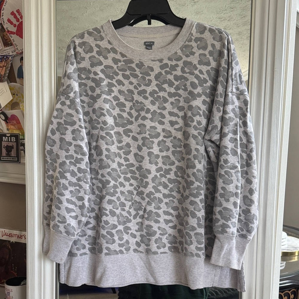 Aerie Grey Leopard Print Pullover Sweatshirt